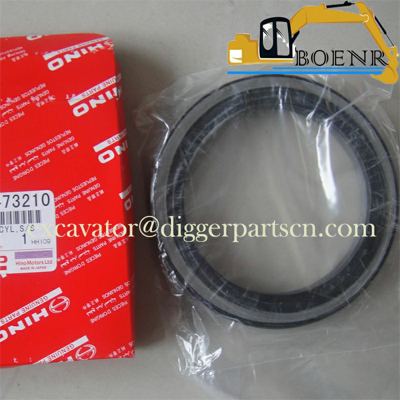 VH982879103A VHSZ31179002 S1146-73210 crankshaft oil seal For SK200-8 SK210-8 SK250-8 Sk260-8