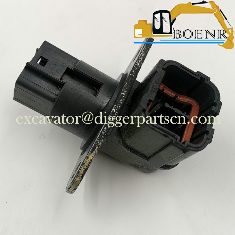 VHS825601200 VH825601200A S8256-01200 J05E Connector For SK200-8 SK210-8 SK250-8 Sk260-8