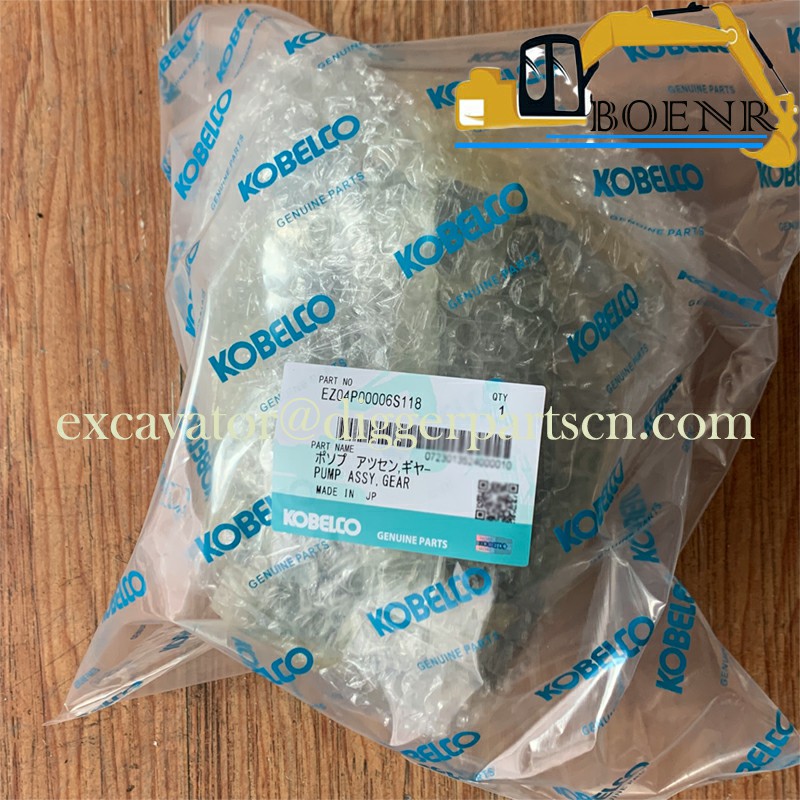 EZ04P00006S118 KD363-703- 75820 36370375820 Gear Pump For RK250