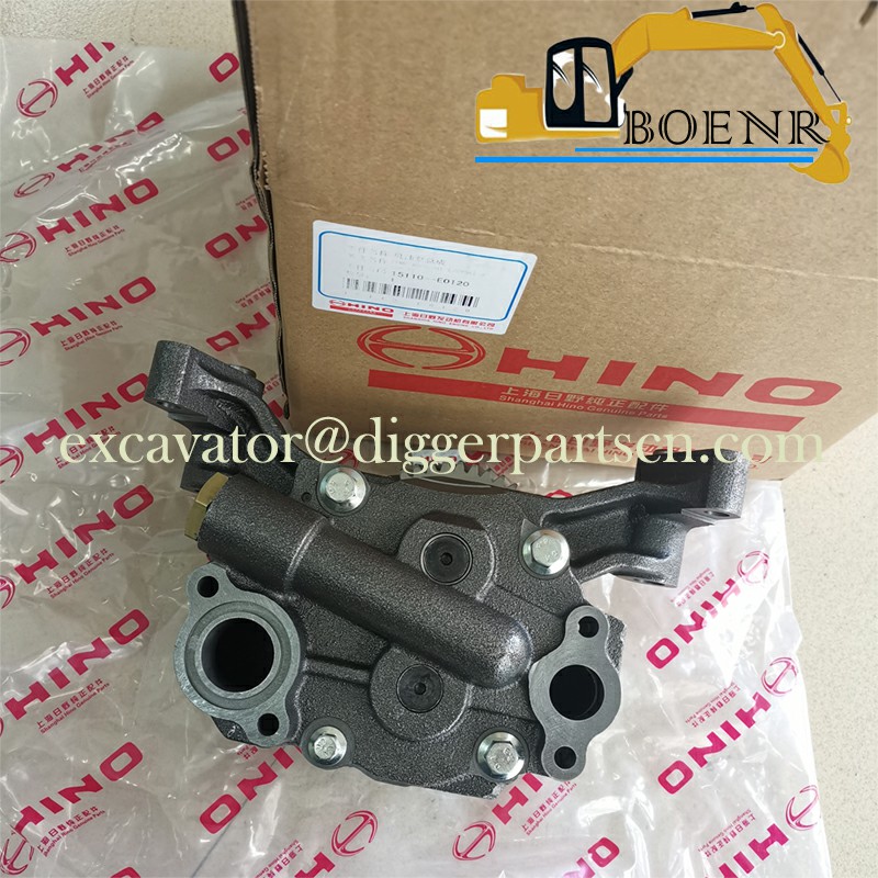 VH15110E0090 15110-E0090 15110-E0120 P11C Engine Oil Pump For SK430-8 SK450-8 SK485LC-9