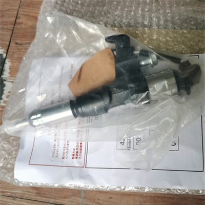 YN05P01439P1  Hose For SK200-8 SK210-8