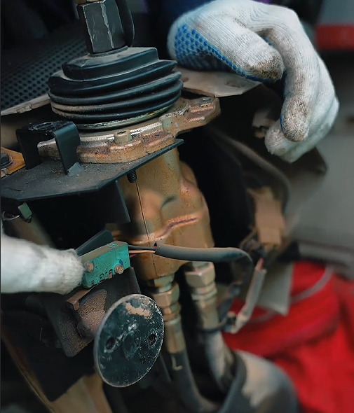 Kobelco Excavator No Movement All Functions | 4 Step Quick Fix